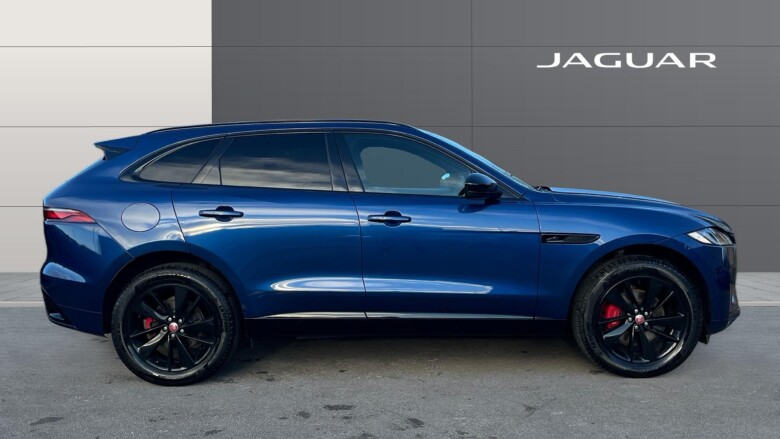 Jaguar F-Pace 2.0 D200 R-Dynamic Black 5dr Auto AWD Diesel Estate